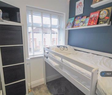 3 bedroom terraced house to rent - Photo 4