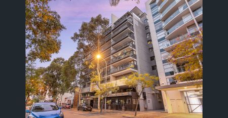 ULTRA-STYLISH APARTMENT LIVING! - Photo 5