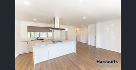 FAMILY HOME ON LARGE BLOCK - Photo 2