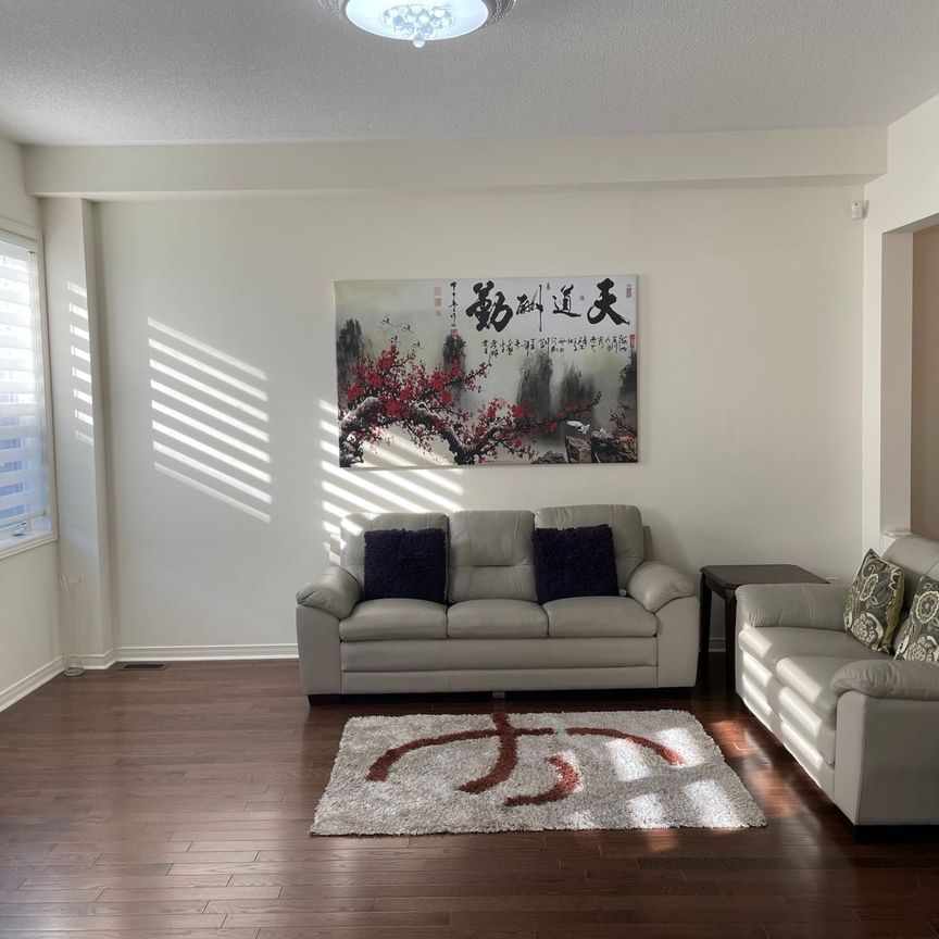 For Lease - 133 Hartney Drive, Richmond Hill, Ontario - Photo 1