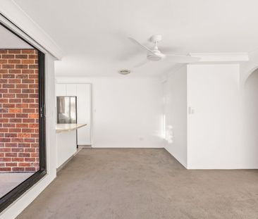 Renovated haven in vibrant village heart - Photo 1