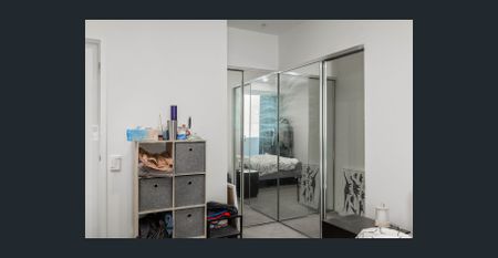 The Ideal Entry to Inner-City Living - Photo 2