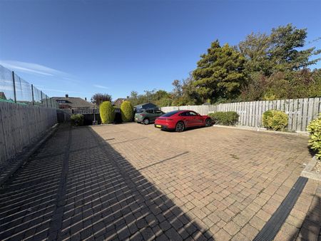Eldon Grove, Hartlepool - Photo 5