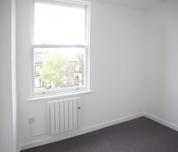 137 Wigan Lane, Wigan - Photo 3