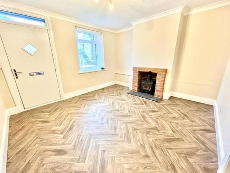 2 bedroom terraced house to rent - Photo 2