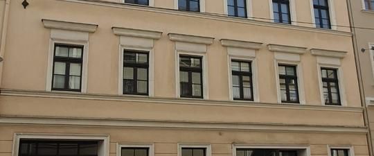 gemütliche 2- Raumwohnung im Dachgeschoss mit Stellplatz im Hof ! - Foto 1