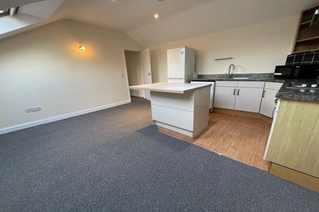 Alfreton Road, Nottingham, NG7 3NS - Photo 2