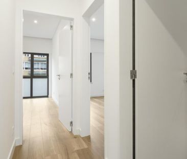 3 Bedroom Apartment with balcony, Restelo, Lisboa - Photo 4