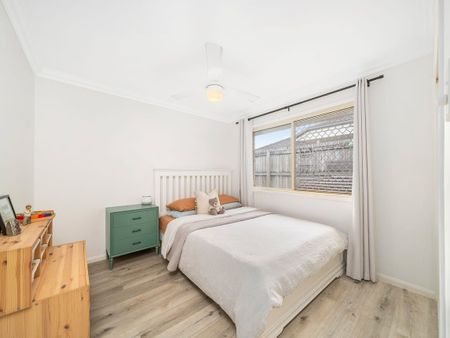 NEWLY RENOVATED 4 BEDROOM HOME - Photo 3