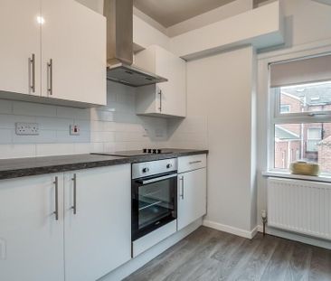 Flat 6, 11 Camden Street, Belfast, BT9 6AT - Photo 5