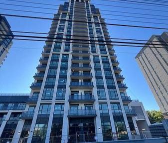 Brand-new Spacious Unit Available in Heart of City - Photo 1