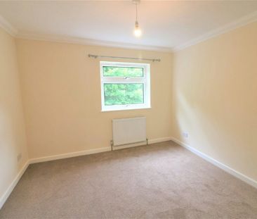 Flat to rent on - Photo 5