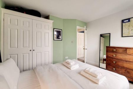 2 bedroom flat to rent - Photo 4