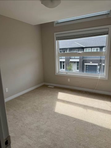 For Lease - 28 Renfrew Trail Unit# 31, Welland, Ontario - Photo 4