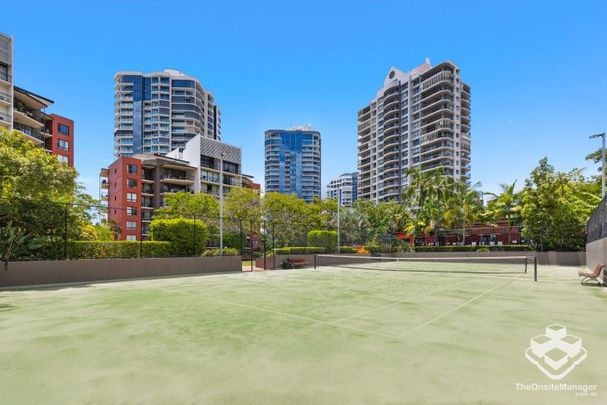 Lease Break - Tranquil Kangaroo Point. $570pw. 1 Bedroom Furnished Studio. - Photo 1