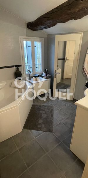 Maison à louer à LES BILLAUX - Photo 1