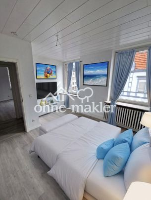 Zimmer in Mädchen WG - In zentraler sanierter Wohnung mit zwei Bädern - Photo 1