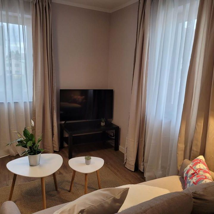 Businessflat vollausgestattet, vollmöbliert in Mörfelden-Walldorf - Photo 1