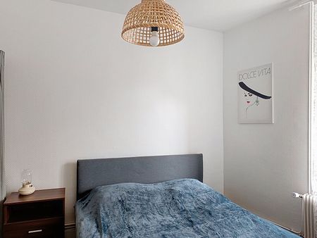 Appartement à louer - CENTRE VILLE RUE PONSARDIN - Photo 4