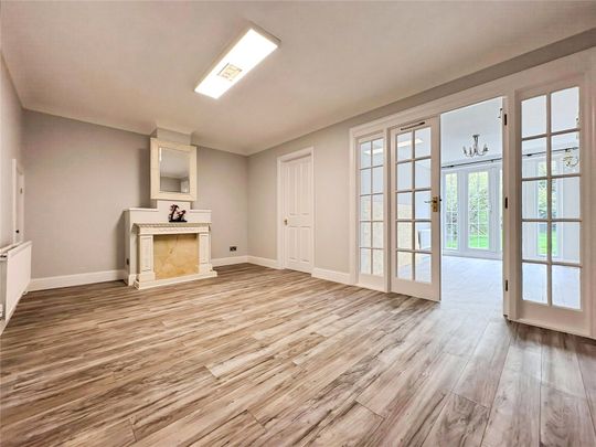 St. Stephens Road, Hounslow, TW3 2BN - Photo 1