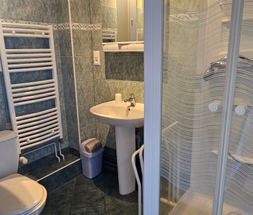 Location Appartement 2 pièces 38m² - Photo 6