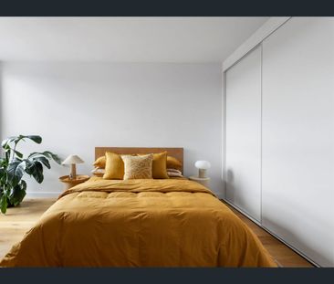 4.02/15 Thompson Street, Kensington, Vic 3031 - Photo 1