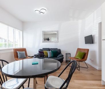 2 bedroom flat to rent - Photo 4