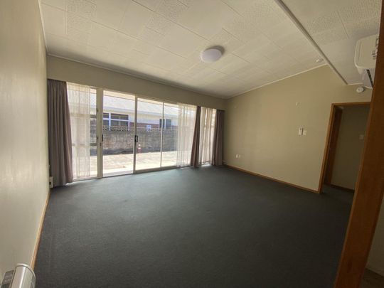 Queenspark doorstep - Photo 1