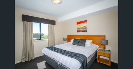 2x2 APARTMENT AVAILABLE! FULLY FURNISHED! MOVE IN BEFORE XMAS! - Photo 2