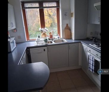 2 bedroom flat to rent - Photo 6