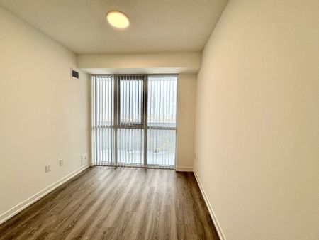 For Lease - 8 INTERCHANGE Way Unit# 1007, Vaughan, Ontario - Photo 5