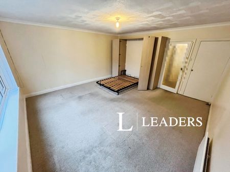 studio to rent Selborne Place, Hove, East Sussex, BN3 - Photo 2