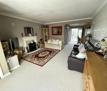 2 bedroom semi-detached bungalow to rent - Photo 1