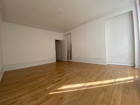 Location Appartement 4 pièces 86m² BESANCON 25000 - Photo 4