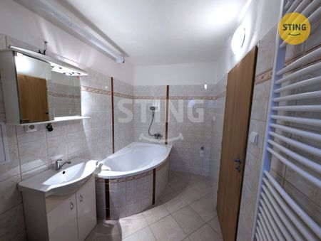 Byt 3+kk k pronájmu, Zubří, ulice Sídlištní - Photo 5