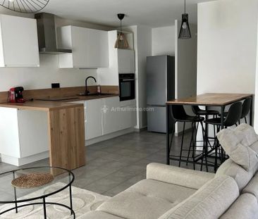 Location Appartement 4 pièces 70 m2 à Villeurbanne - Photo 4