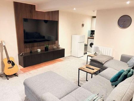 Katherines Court Dowkers Lane Kendal, LA9 - Photo 3