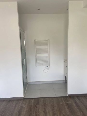 A 7 MINUTES DE LA GARE DE HOUILLES QUARTIER DU RÉVEIL MATIN - Photo 4