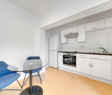 Longbridge Road, Barking, Essex IG11 - Photo 6