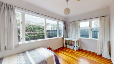 47 Freyberg Street, Lyall Bay - Photo 5