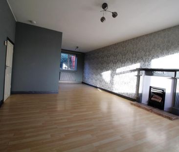 3 bedroom end of terrace house to rent - Photo 4