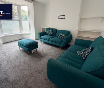 1 bedroom in a house share to rent - Photo 2