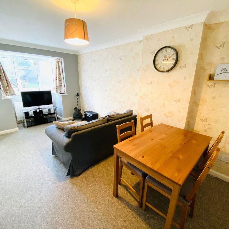 2 bedroom house to rent - Photo 1