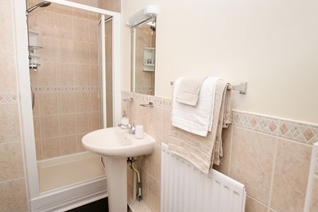 Delfont Close, Maidenbower, West Sussex, RH10 - Photo 4