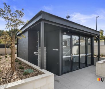 2 Bedroom apartment with arboretum views - Photo 1