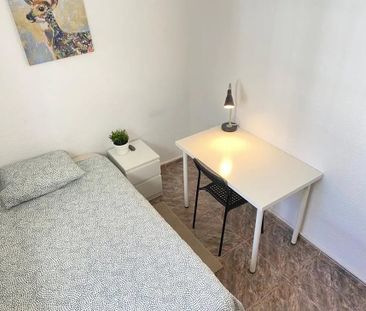 Calle Extremadura, Getafe, Community of Madrid 28903 - Photo 3