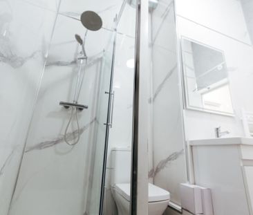 flat b, 708 High Road, London N12 9QL, UK, London - Photo 6