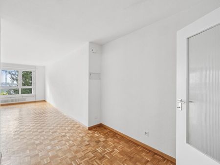 Beautiful and spacious 1.5-room apartment. 1.4.2026 - Photo 2