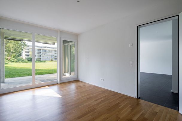 Attractive home in a sunny residential location is looking for you! - Photo 1