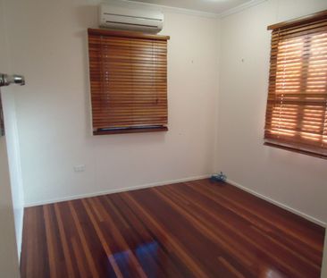 GREAT LOCATION - LARGE YARD & PET FRIENDLY - Photo 2